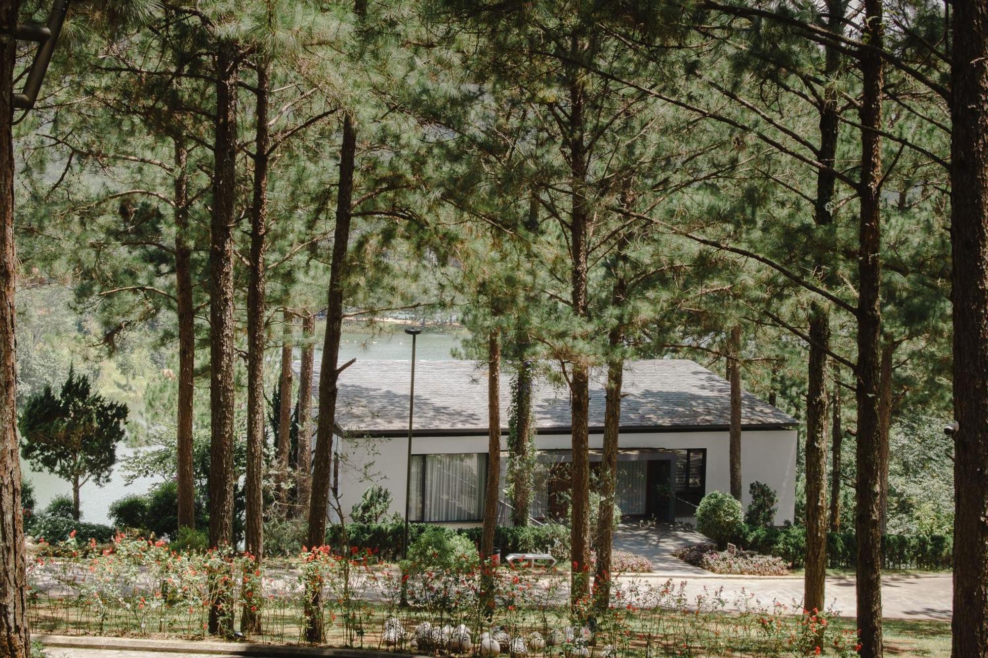 Terracotta Hotel & Resort Dalat Exterior foto